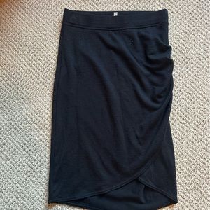 WILFRED FREE - Aritzia Tyra skirt - rushed (S)